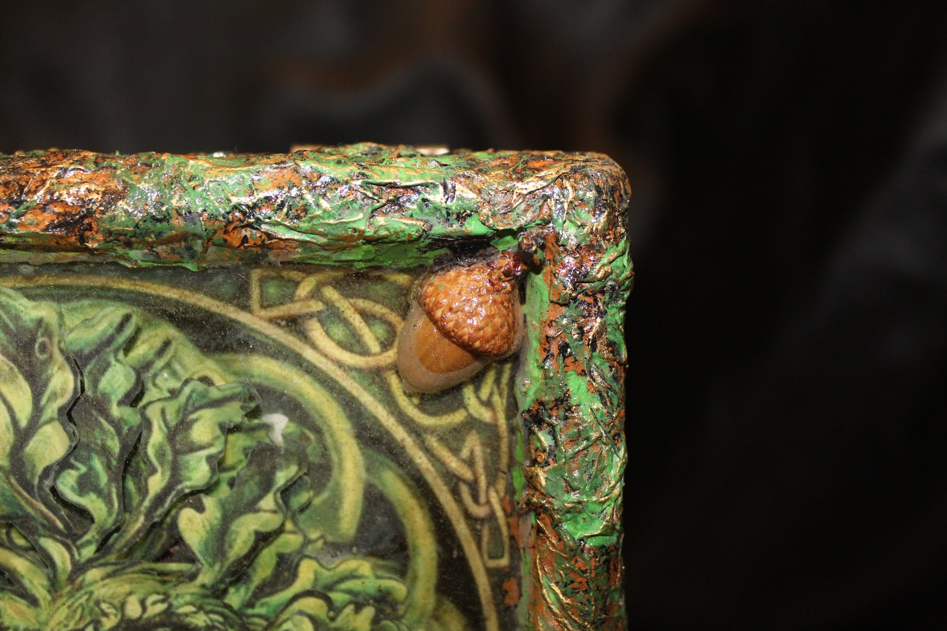Greenman Resin Top Keepsake Box