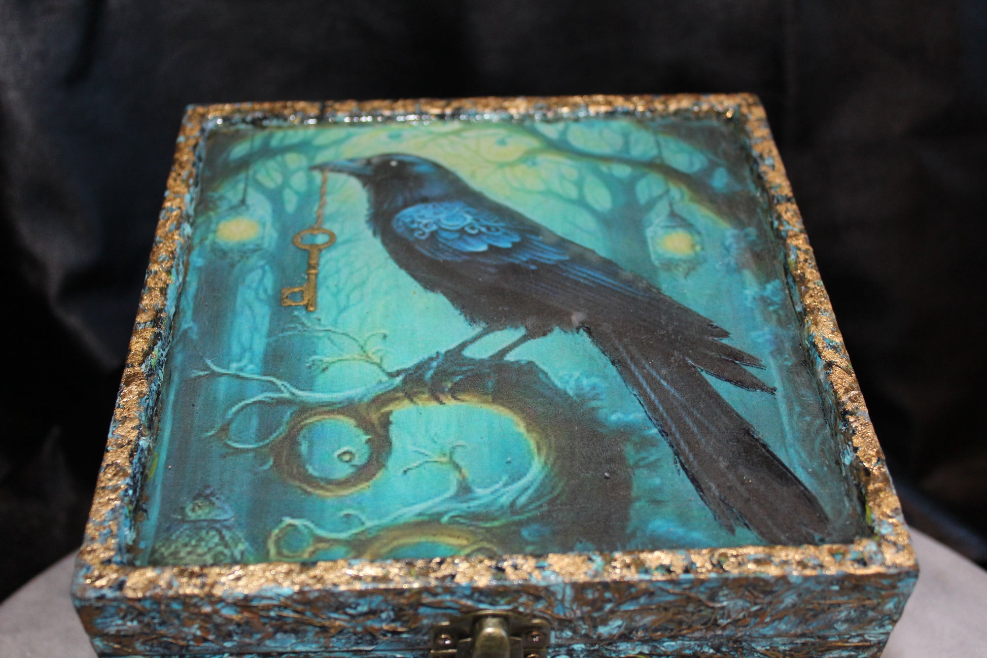 Raven Resin Top Keepsake Box