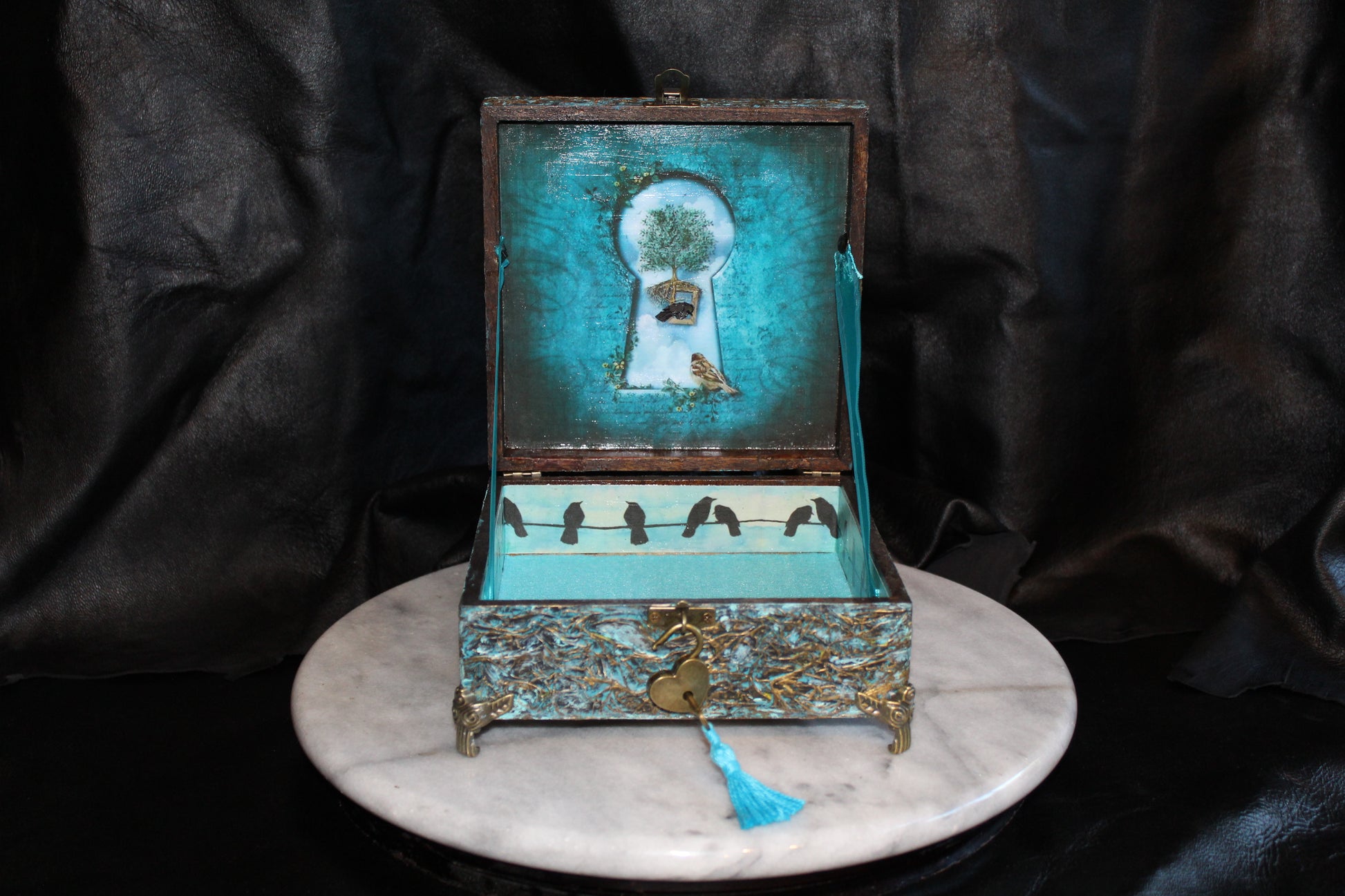 Raven Resin Top Keepsake Box