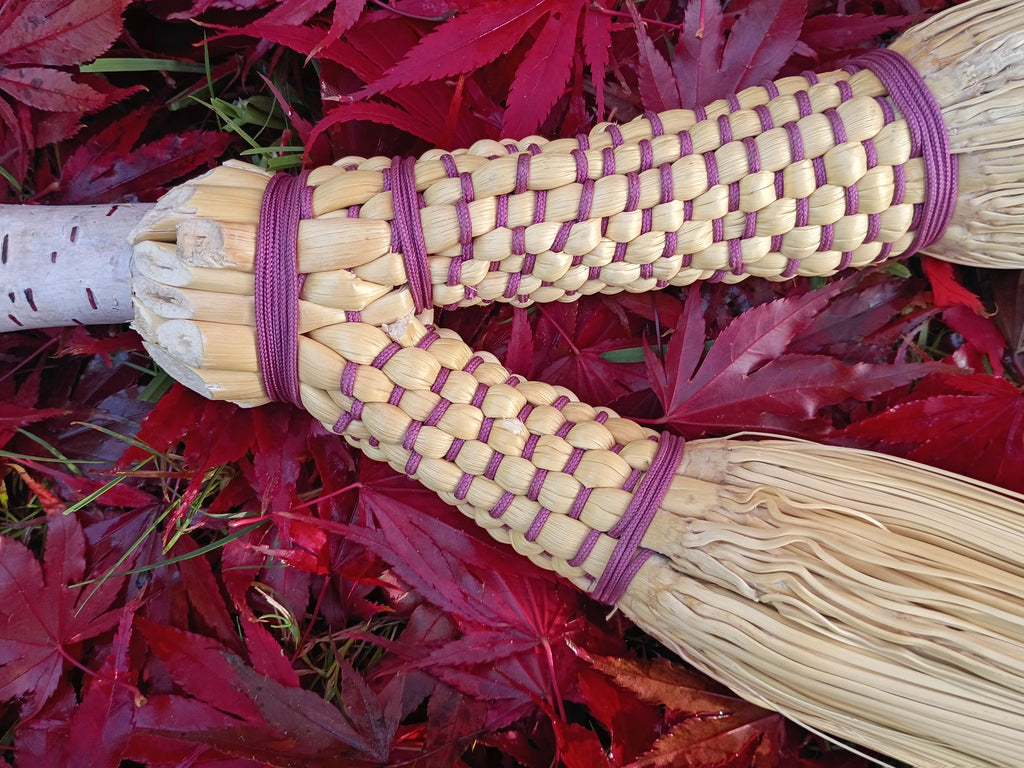 Lover’s Knot Broom