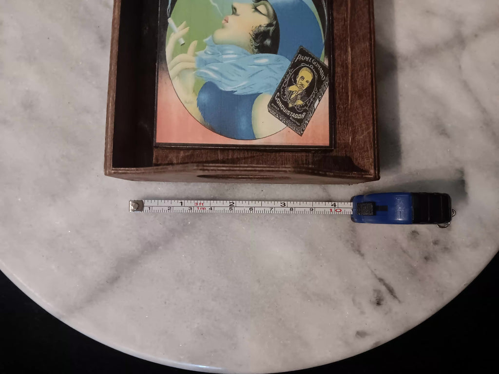 High Spirits Conquistador Rolling Tray