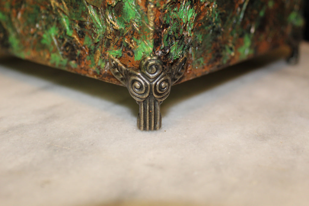 Greenman Resin Top Keepsake Box